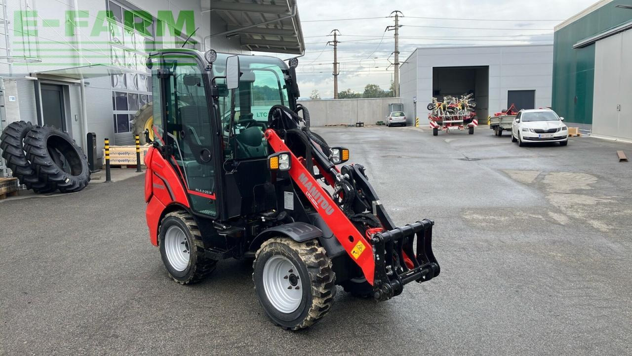 Manitou mla 2-25 h - Компактный фронтальный погрузчик: фото 2 Manitou mla 2-25 h - Компактный фронтальный погрузчик: фото 2