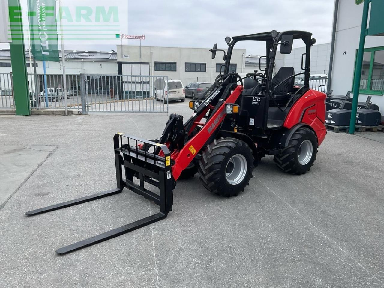 Manitou mla 3-25 h - Компактный фронтальный погрузчик: фото 1 Manitou mla 3-25 h - Компактный фронтальный погрузчик: фото 1