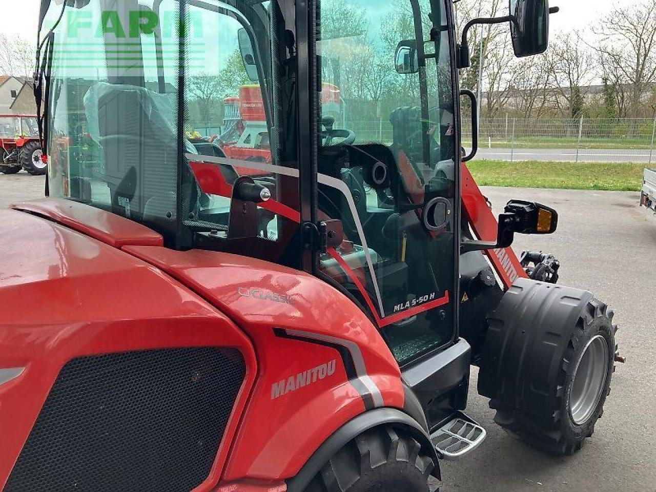 Manitou mla 5-50 - Компактный фронтальный погрузчик: фото 3 Manitou mla 5-50 - Компактный фронтальный погрузчик: фото 3