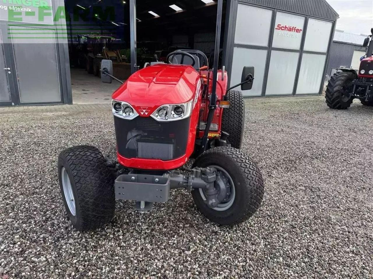 Massey Ferguson 1755 e - Трактор: фото 3 Massey Ferguson 1755 e - Трактор: фото 3