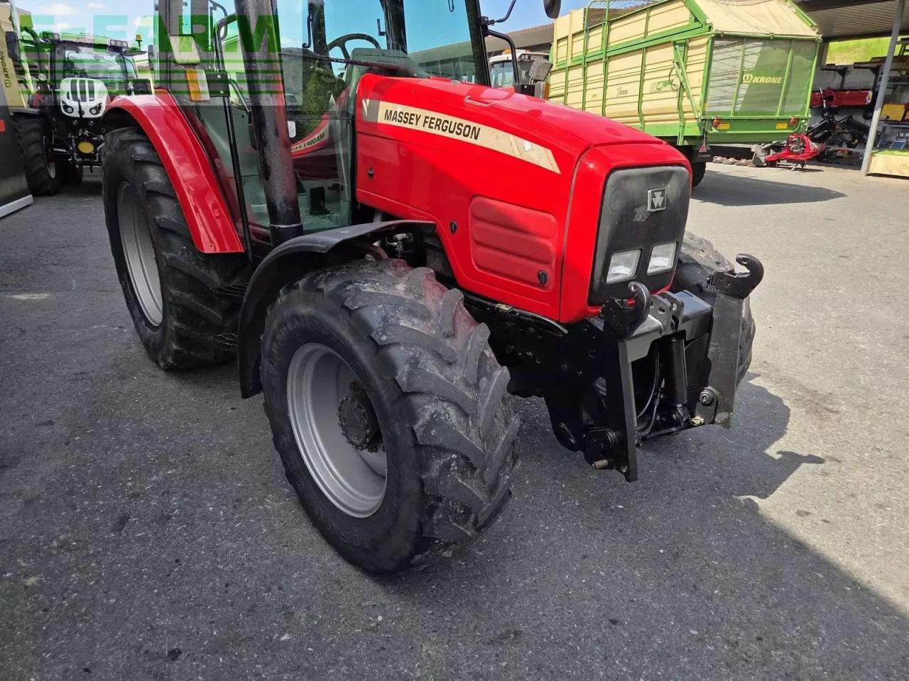 Трактор Massey Ferguson 6235-4: фото 29 Трактор Massey Ferguson 6235-4: фото 29