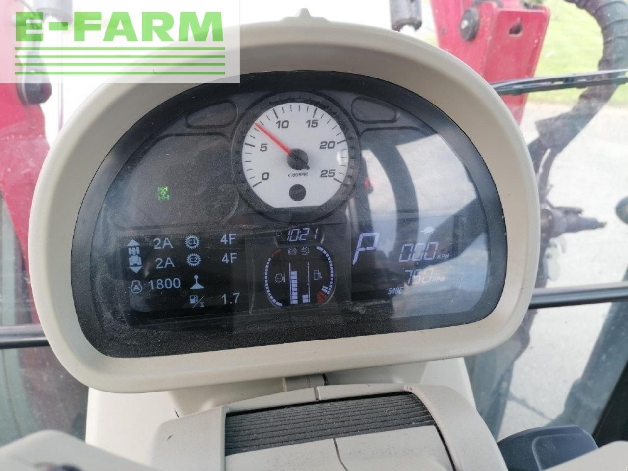 Massey Ferguson 6713 s - Трактор: фото 3 Massey Ferguson 6713 s - Трактор: фото 3