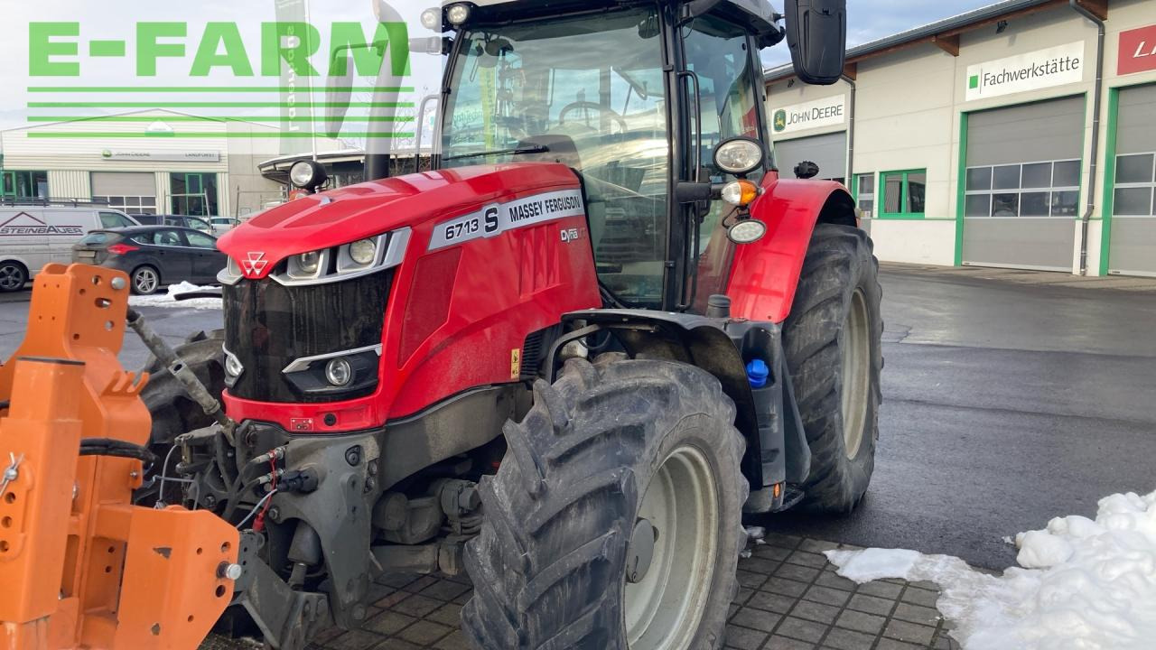 Massey Ferguson 6713S - Трактор: фото 1 Massey Ferguson 6713S - Трактор: фото 1