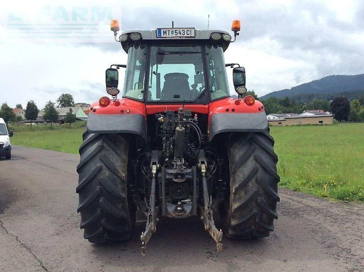 Massey Ferguson 6713s - Трактор: фото 5 Massey Ferguson 6713s - Трактор: фото 5