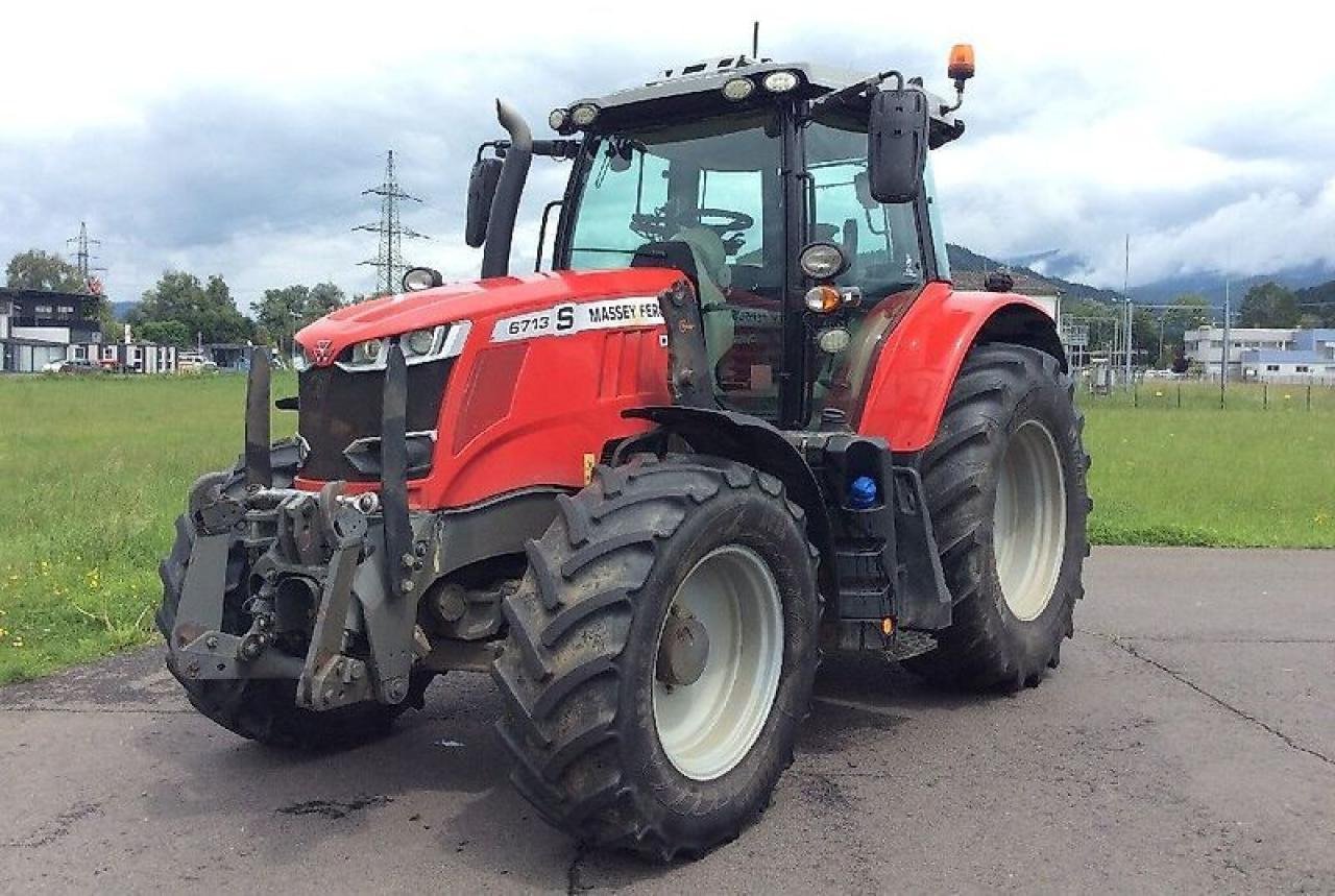 Massey Ferguson 6713s - Трактор: фото 1 Massey Ferguson 6713s - Трактор: фото 1