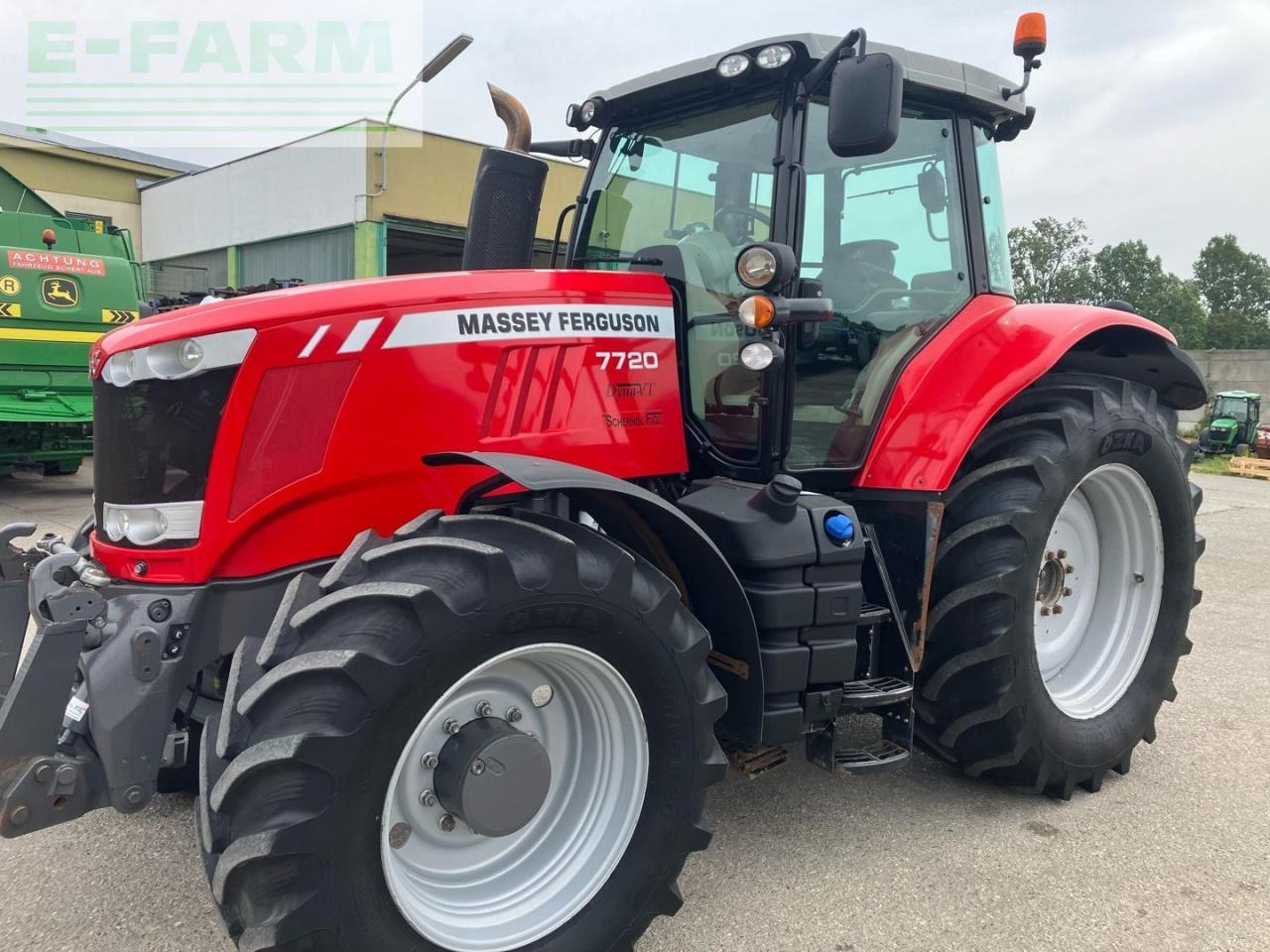 Massey Ferguson 7720 - Трактор: фото 1 Massey Ferguson 7720 - Трактор: фото 1