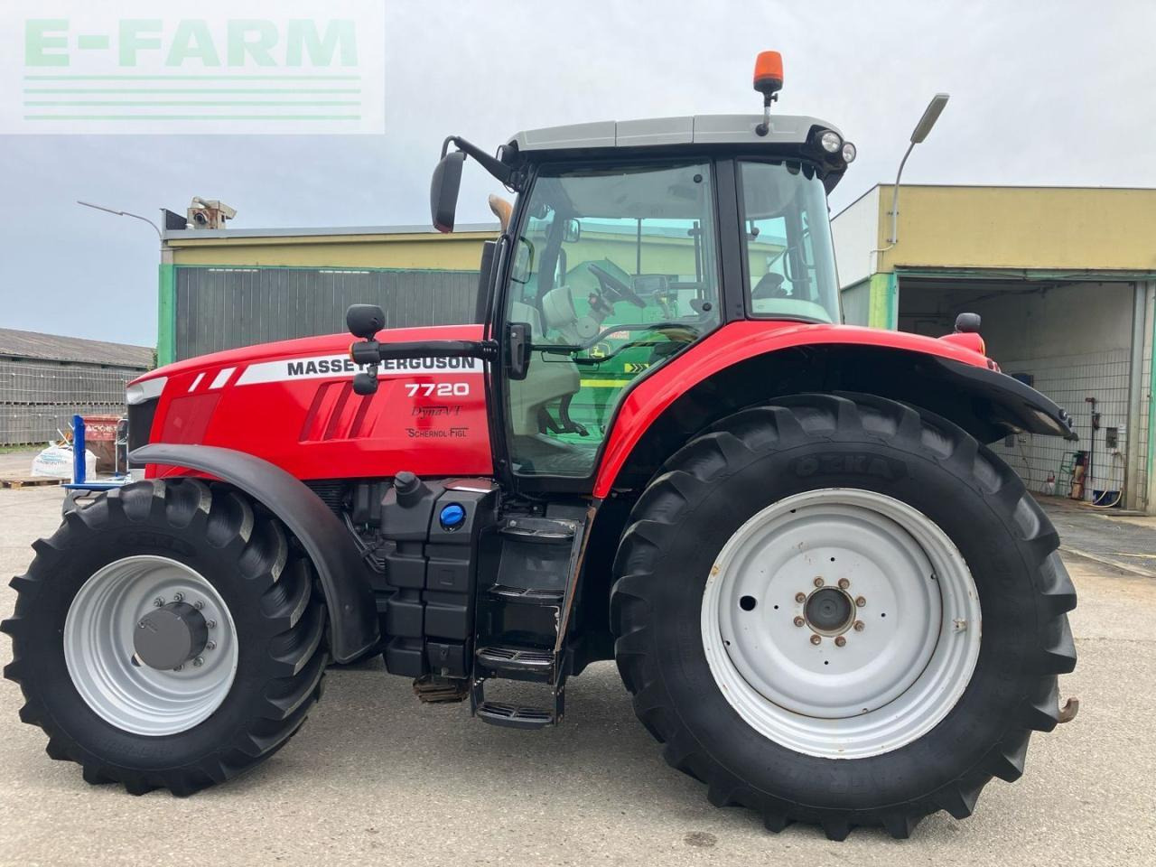 Massey Ferguson 7720 - Трактор: фото 2 Massey Ferguson 7720 - Трактор: фото 2