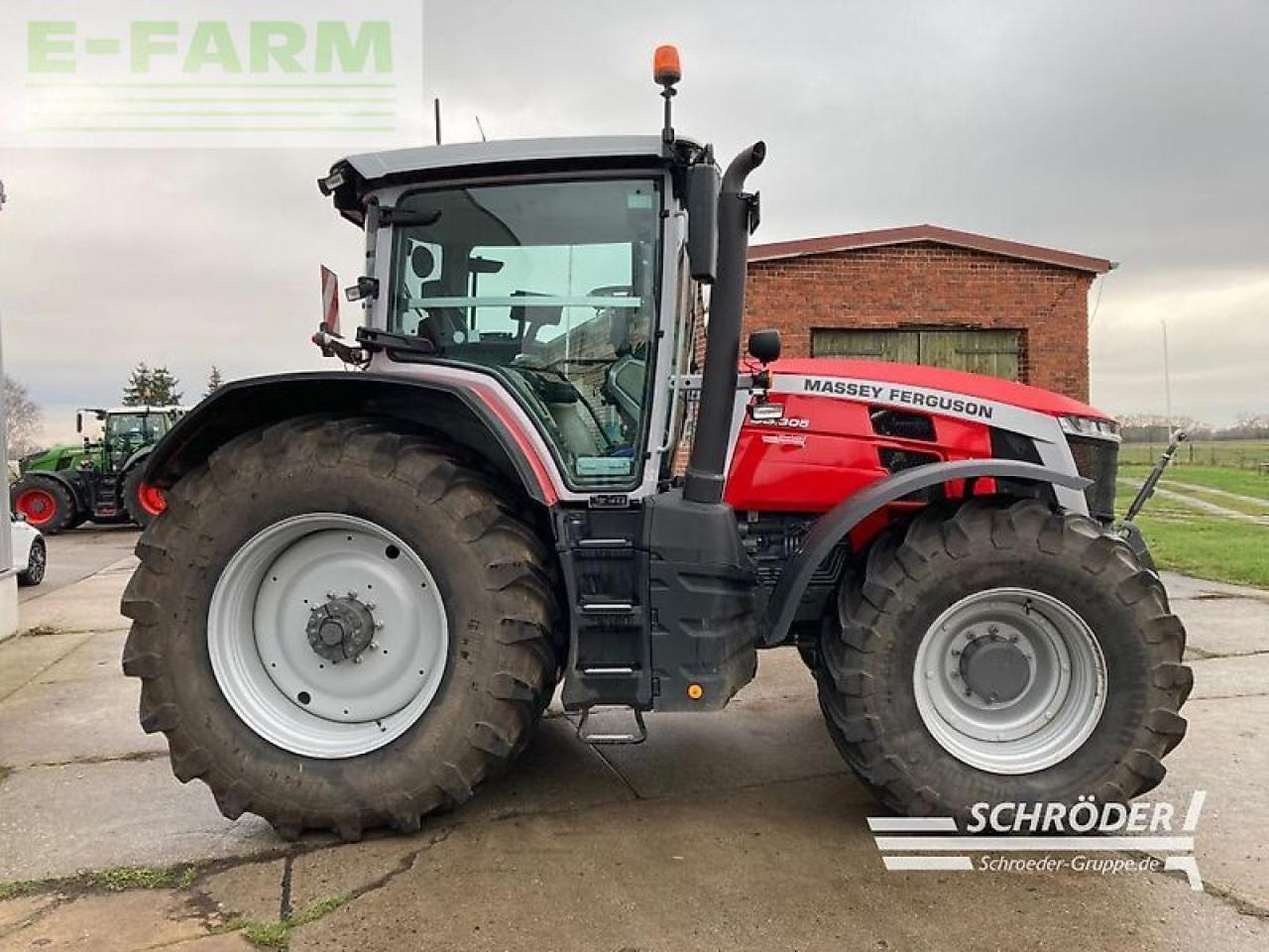 Massey Ferguson 8s.305 dyna-vt exclusive Exclusive - Трактор: фото 5 Massey Ferguson 8s.305 dyna-vt exclusive Exclusive - Трактор: фото 5