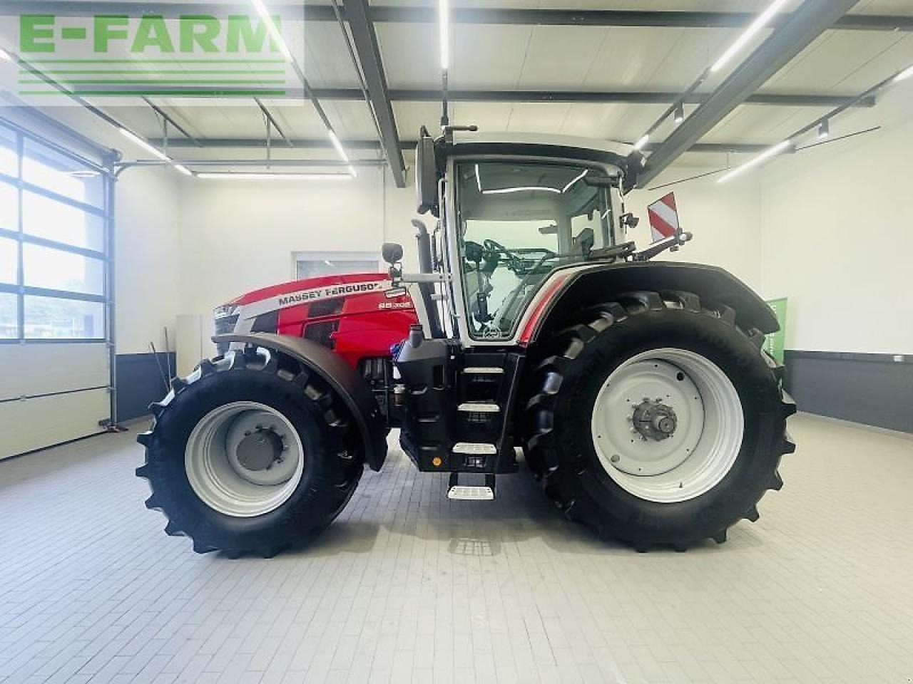 Трактор Massey Ferguson 8s.305 dyna-vt exclusive Exclusive: фото 9