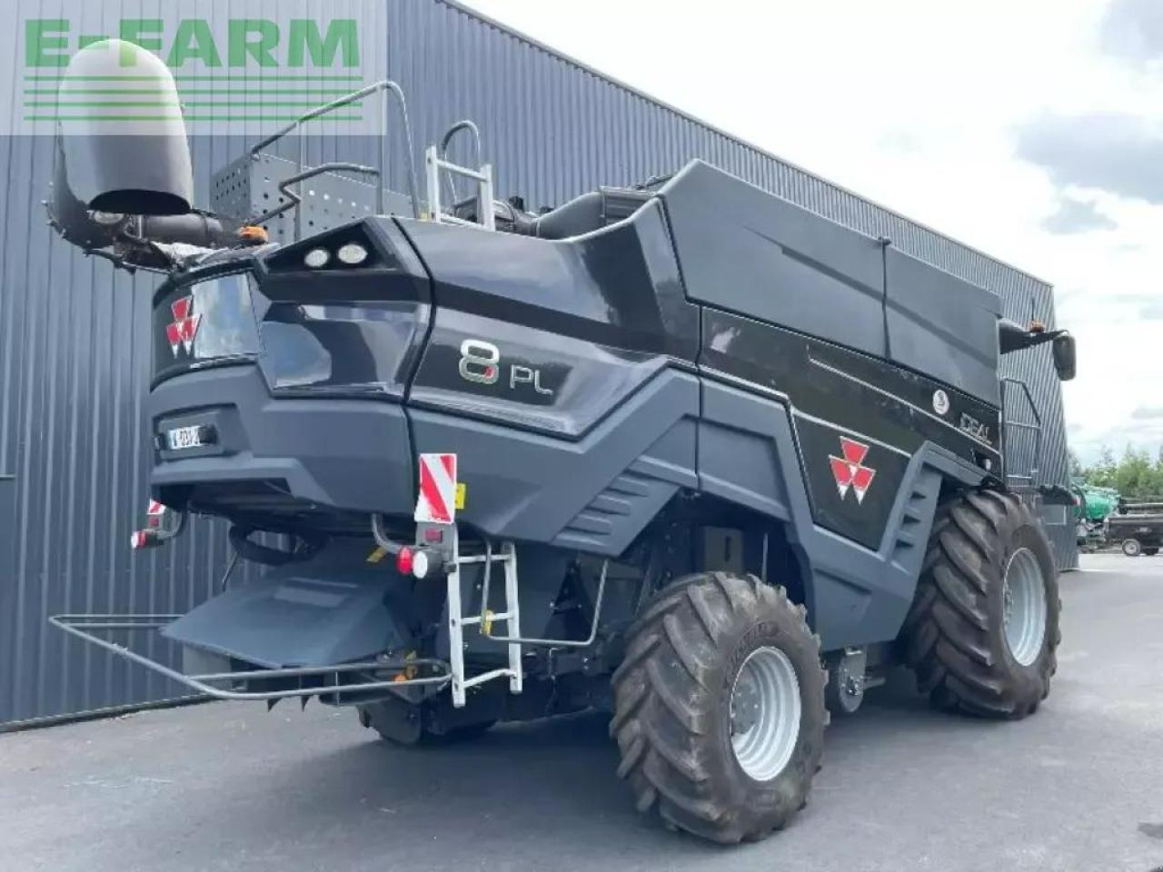 Massey Ferguson ideal 8 pl - Зерноуборочный комбайн: фото 4 Massey Ferguson ideal 8 pl - Зерноуборочный комбайн: фото 4