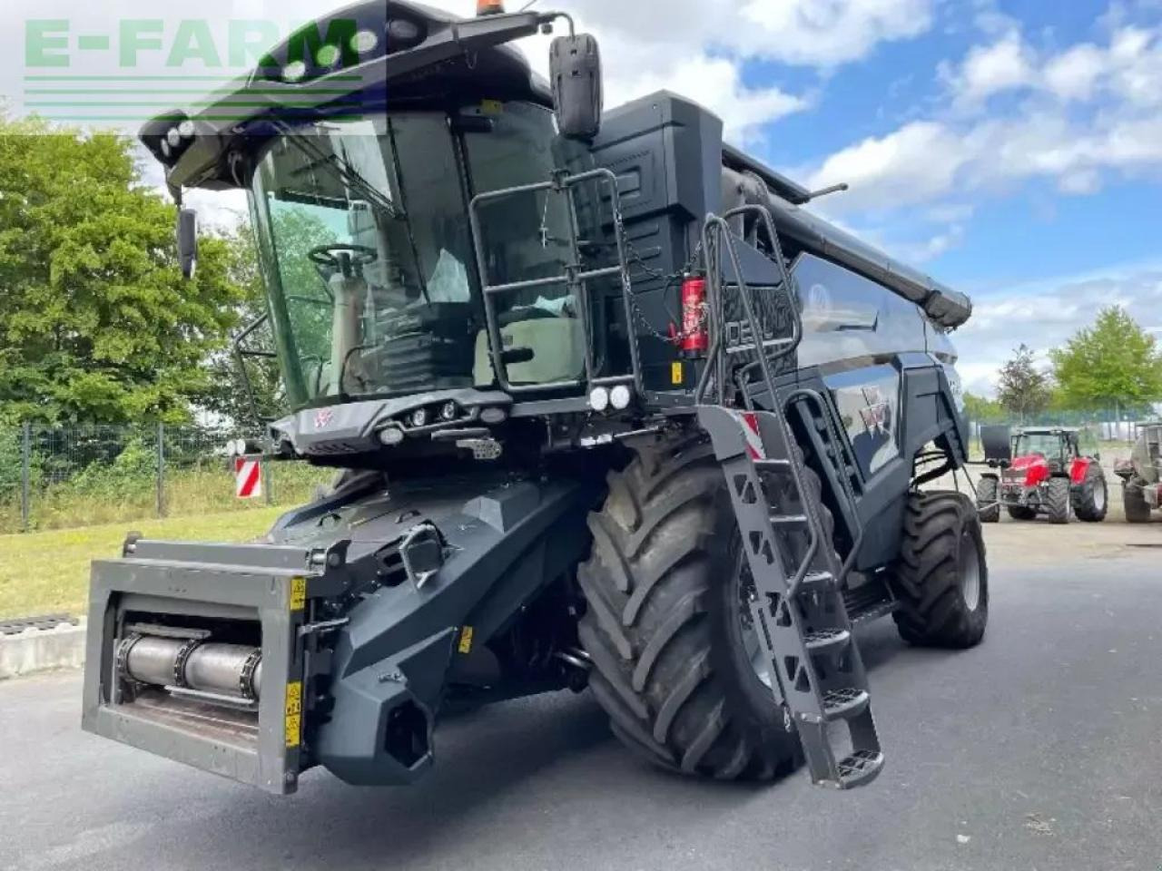 Massey Ferguson ideal 8 pl - Зерноуборочный комбайн: фото 1 Massey Ferguson ideal 8 pl - Зерноуборочный комбайн: фото 1