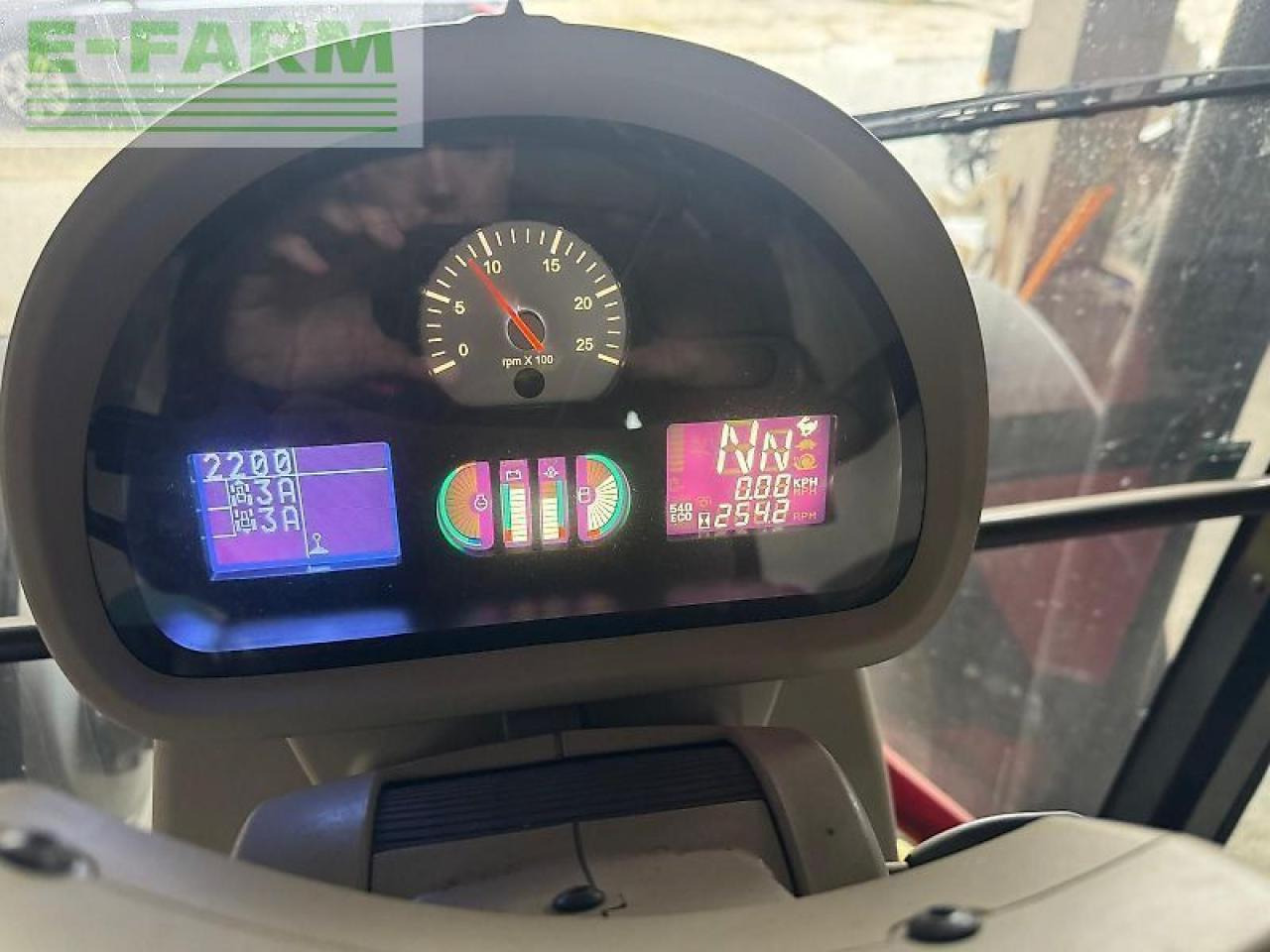 Massey Ferguson mf 5609 dyna-4 essential Essential - Трактор: фото 5 Massey Ferguson mf 5609 dyna-4 essential Essential - Трактор: фото 5