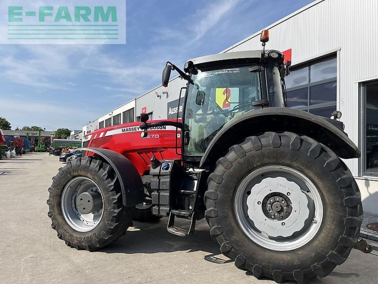 Massey Ferguson mf 8670 dyna-vt - Трактор: фото 3 Massey Ferguson mf 8670 dyna-vt - Трактор: фото 3