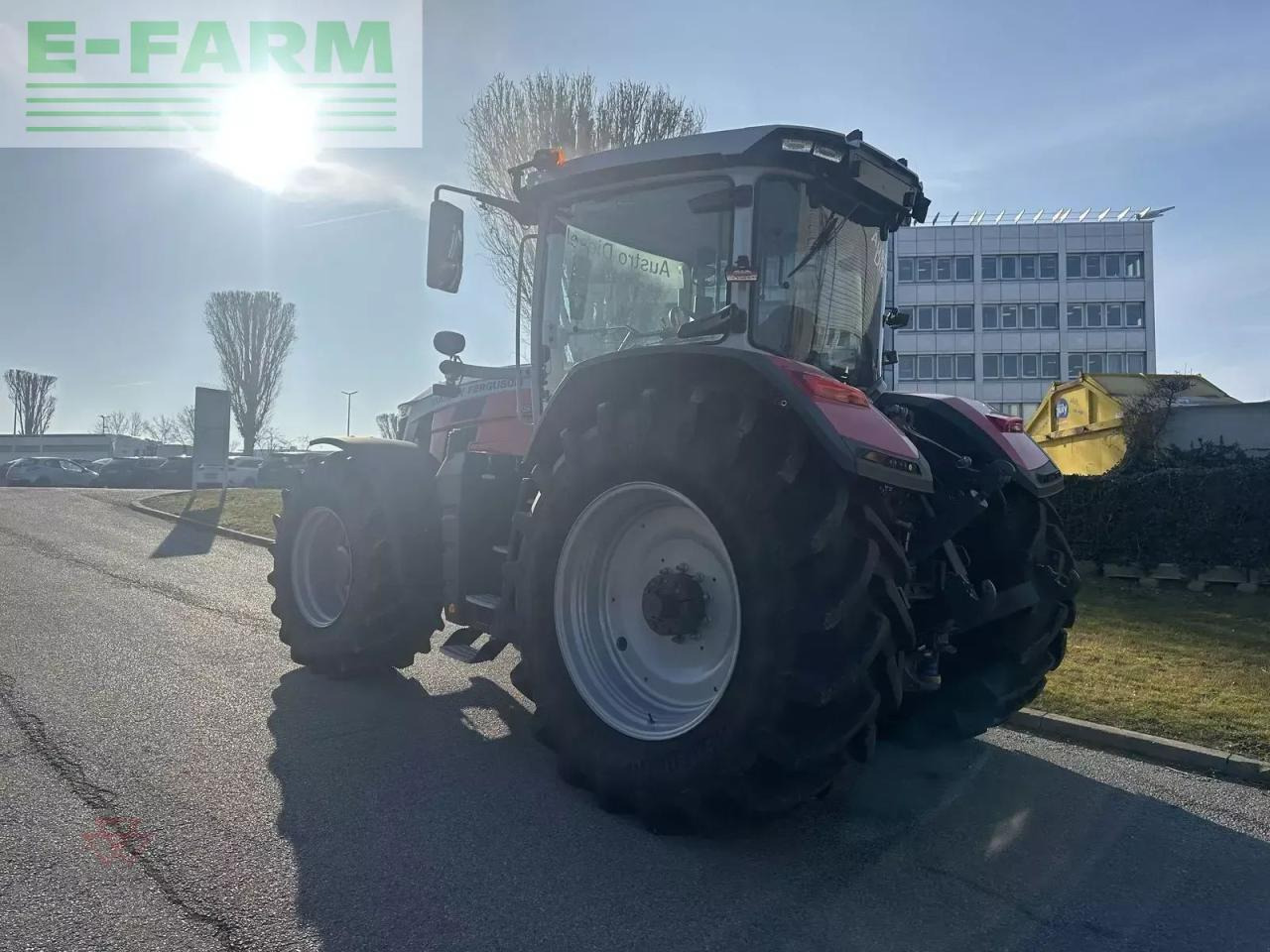 Massey Ferguson mf 8s.205 - Трактор: фото 5 Massey Ferguson mf 8s.205 - Трактор: фото 5
