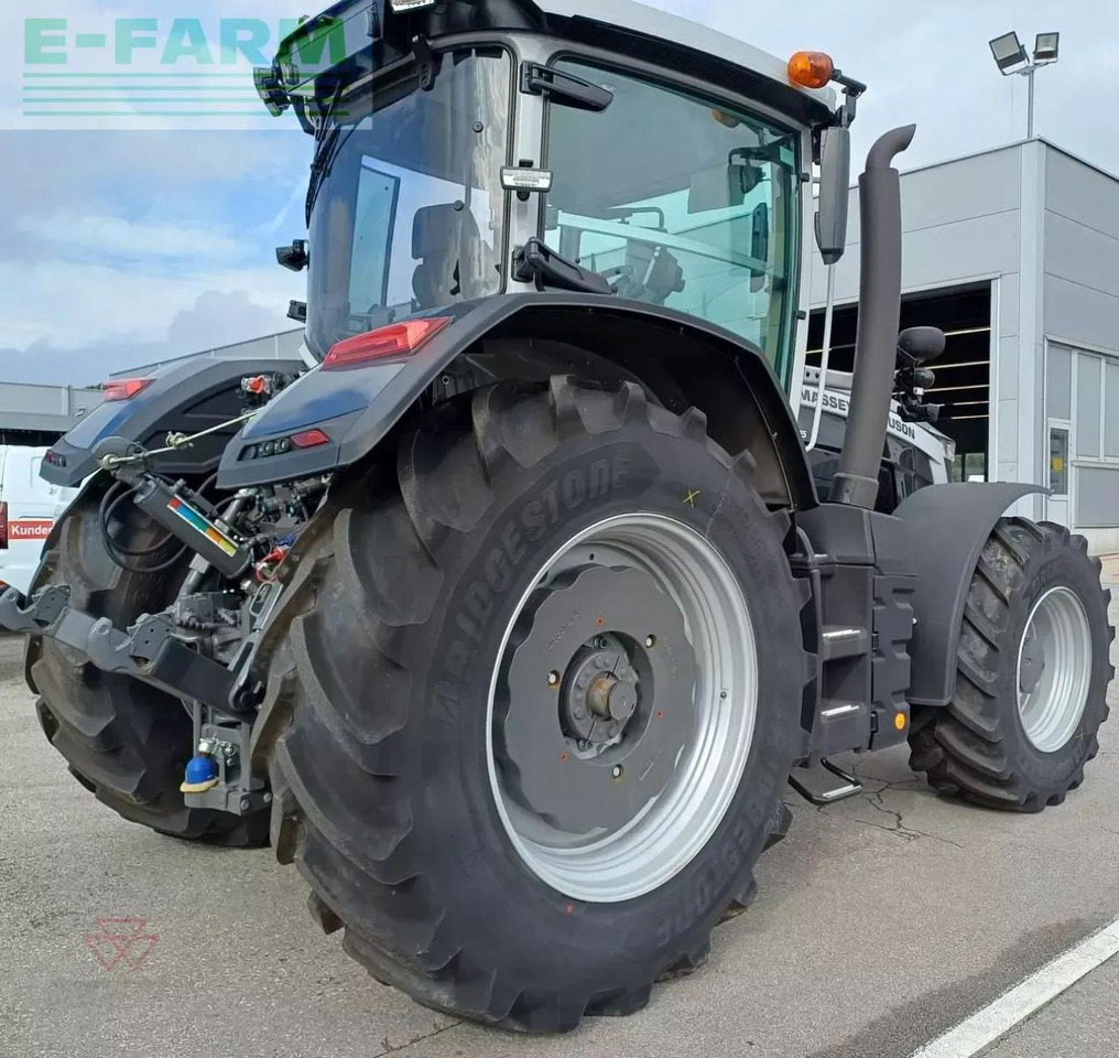 Massey Ferguson mf 8s.225 - Трактор: фото 4 Massey Ferguson mf 8s.225 - Трактор: фото 4