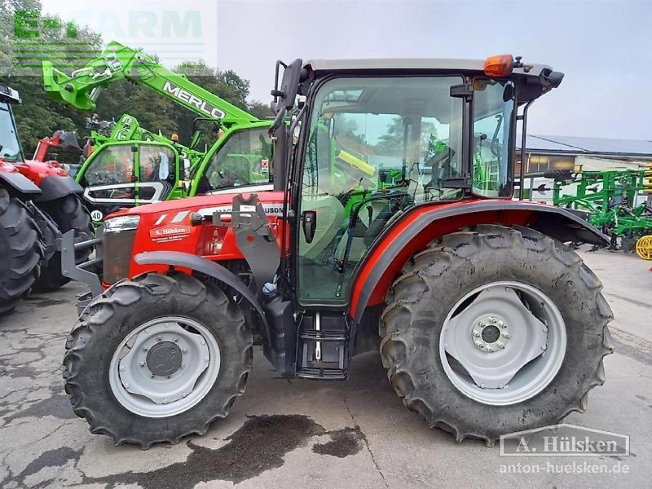 Massey Ferguson mf4707 cab 4wd - Трактор: фото 2 Massey Ferguson mf4707 cab 4wd - Трактор: фото 2