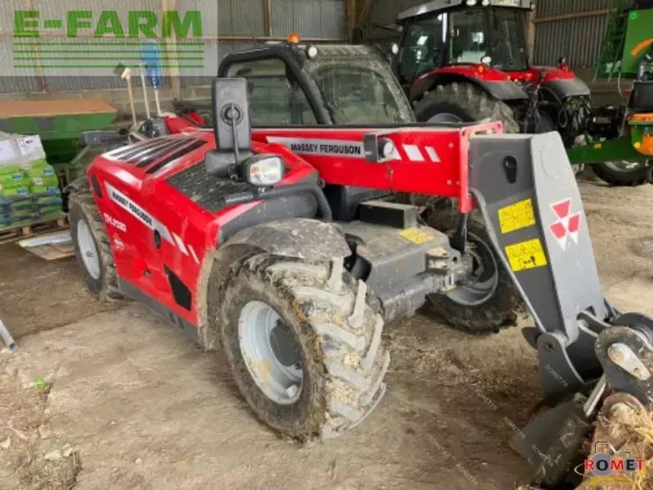 Massey Ferguson th7030 lp - Телескопический погрузчик: фото 2 Massey Ferguson th7030 lp - Телескопический погрузчик: фото 2