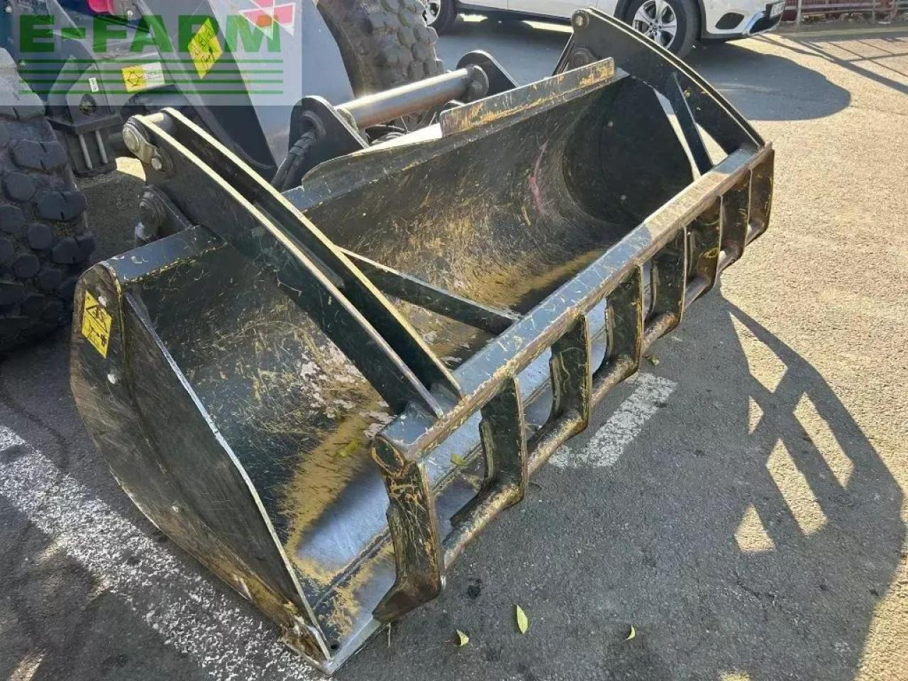 Massey Ferguson th7038 - Телескопический погрузчик: фото 5 Massey Ferguson th7038 - Телескопический погрузчик: фото 5