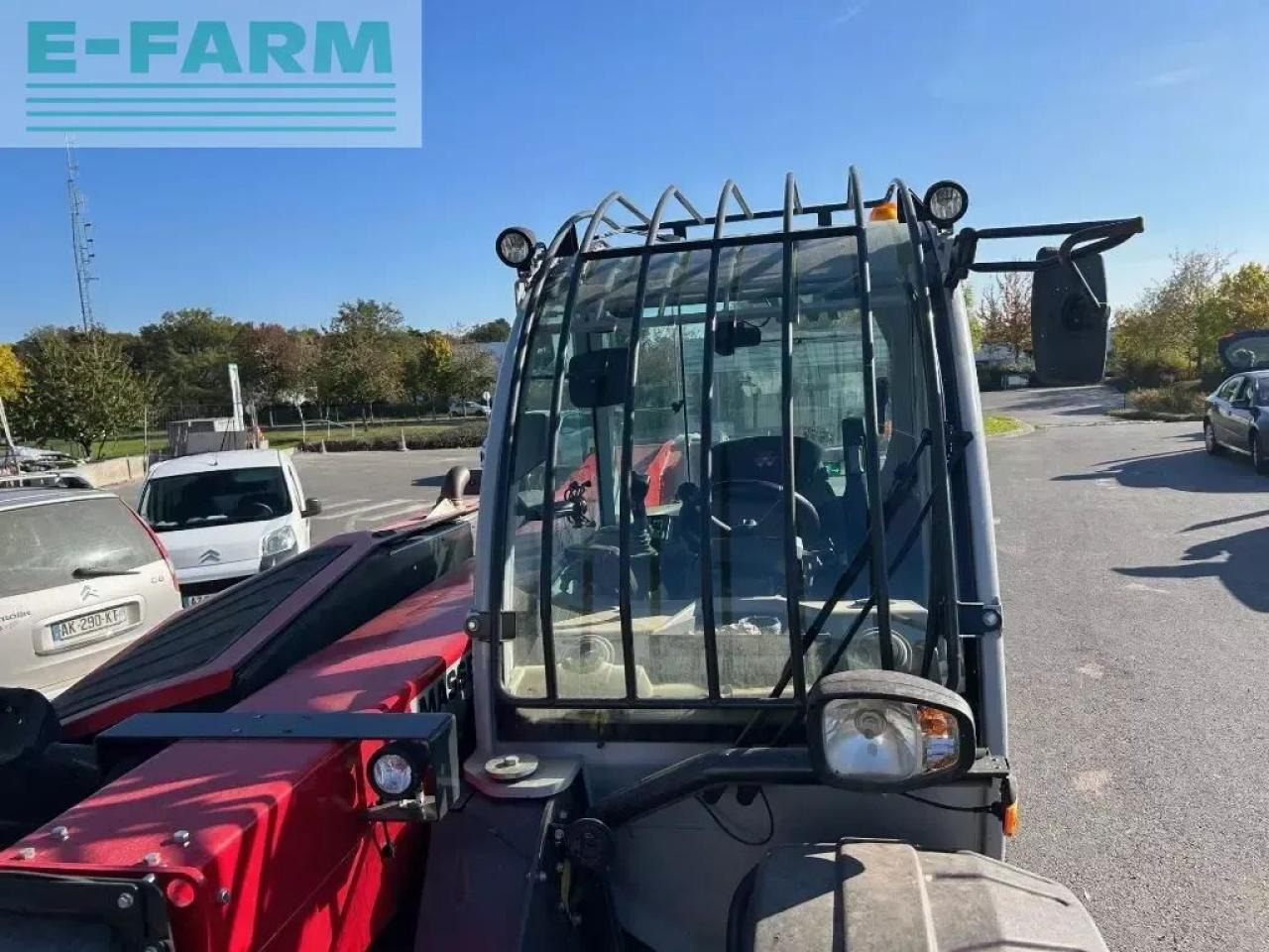Massey Ferguson th7038 - Телескопический погрузчик: фото 2 Massey Ferguson th7038 - Телескопический погрузчик: фото 2