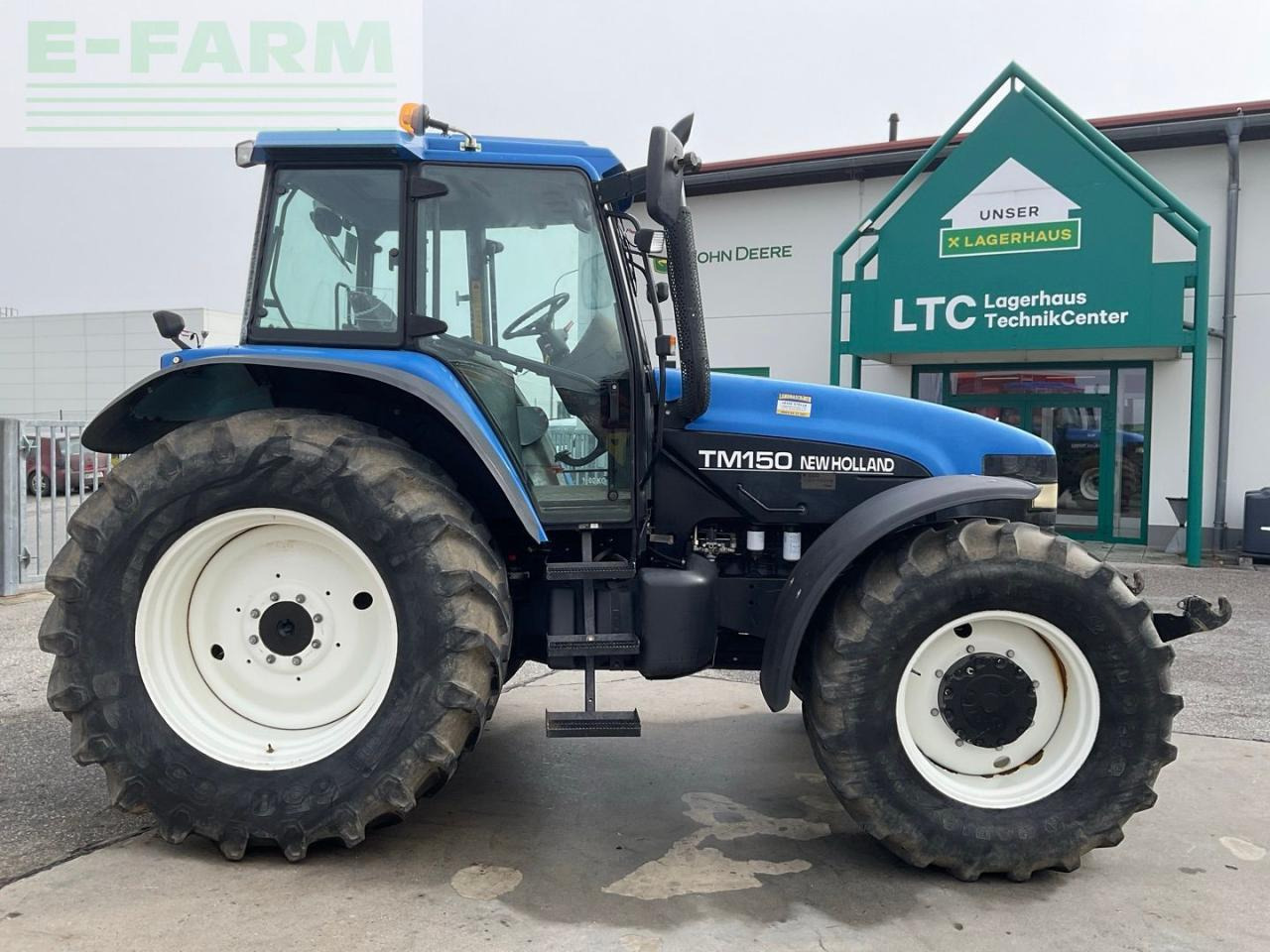 New Holland TM 150 - Трактор: фото 5 New Holland TM 150 - Трактор: фото 5
