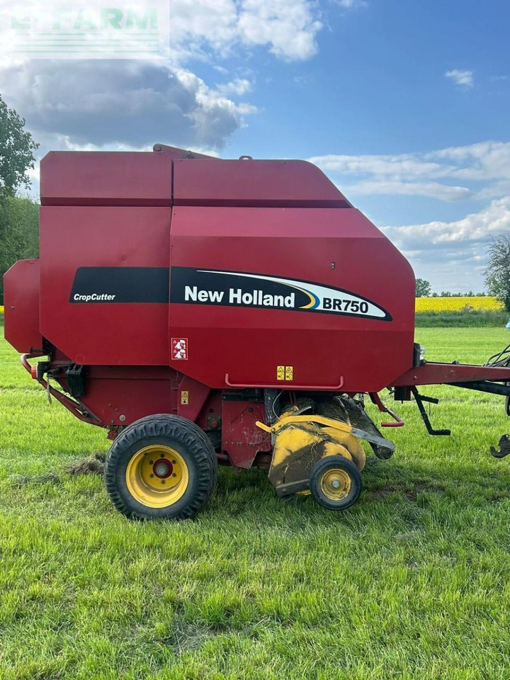 New Holland br 750 - Пресс-подборщик тюковый: фото 4 New Holland br 750 - Пресс-подборщик тюковый: фото 4