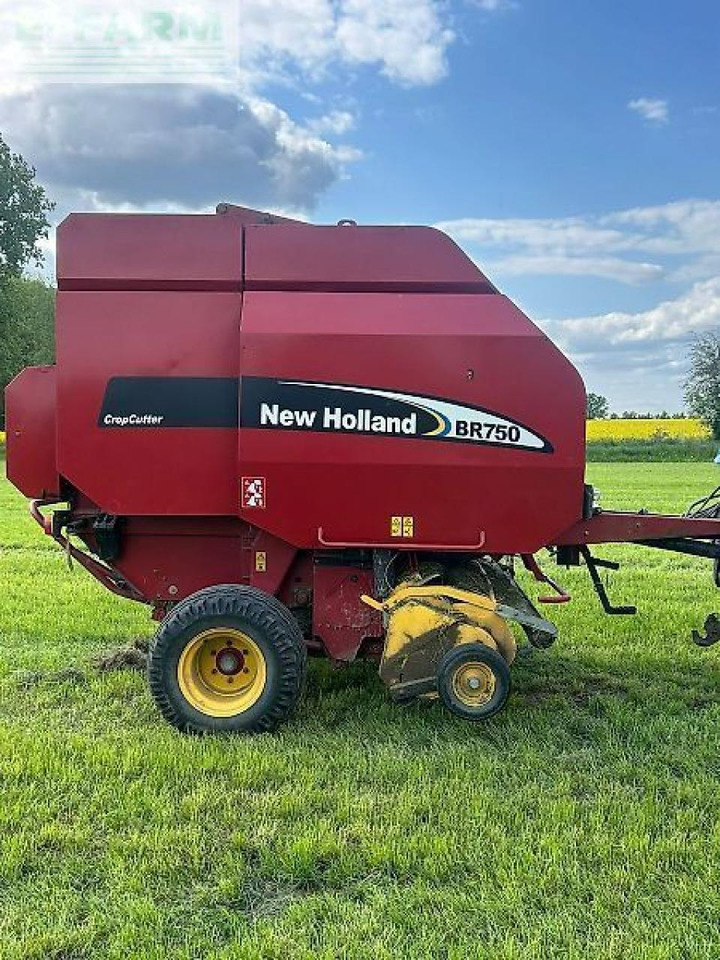 New Holland br 750 - Пресс-подборщик тюковый: фото 4 New Holland br 750 - Пресс-подборщик тюковый: фото 4