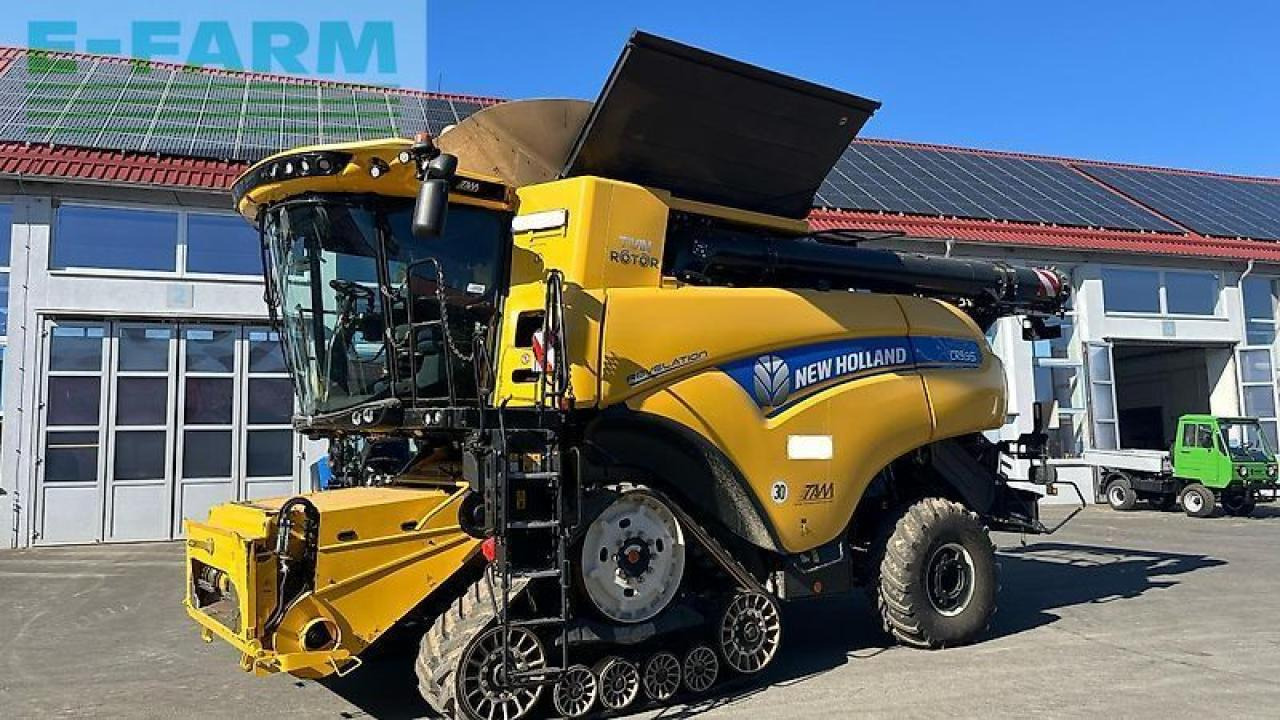 New Holland cr 8.90 raupe 14500 liter korntank track + sw + sww intellisense - Зерноуборочный комбайн: фото 1 New Holland cr 8.90 raupe 14500 liter korntank track + sw + sww intellisense - Зерноуборочный комбайн: фото 1