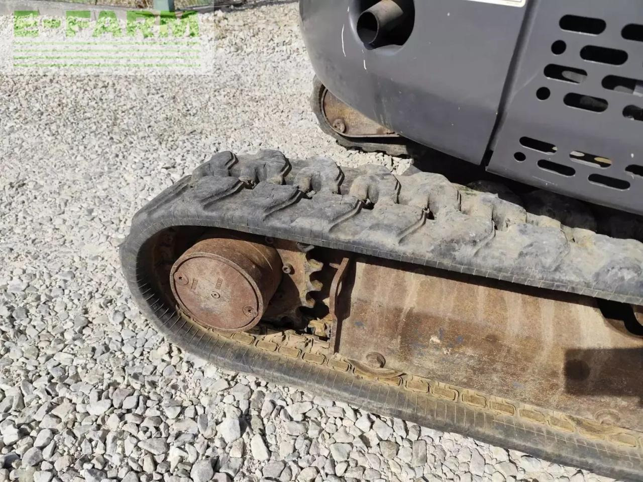 New Holland e26c - Мини-экскаватор: фото 3 New Holland e26c - Мини-экскаватор: фото 3