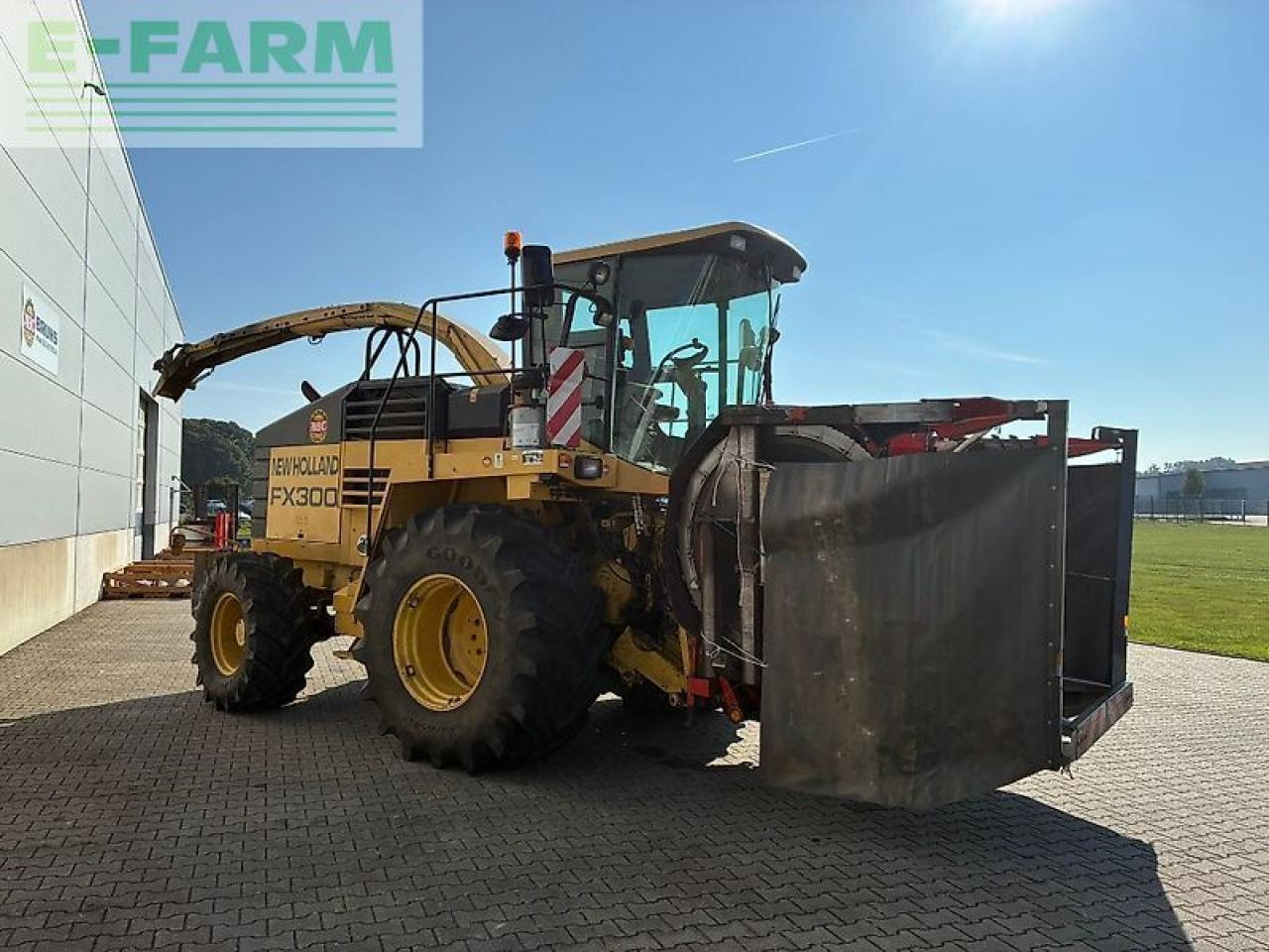 New Holland fx 300 - Кормоуборочный комбайн: фото 5 New Holland fx 300 - Кормоуборочный комбайн: фото 5