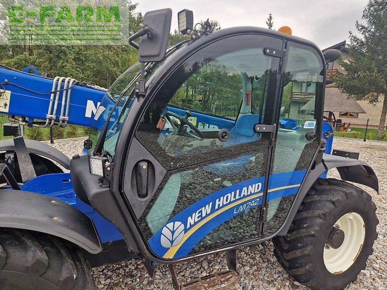 Колёсный погрузчик New Holland lm 7.42: фото 21 Колёсный погрузчик New Holland lm 7.42: фото 21