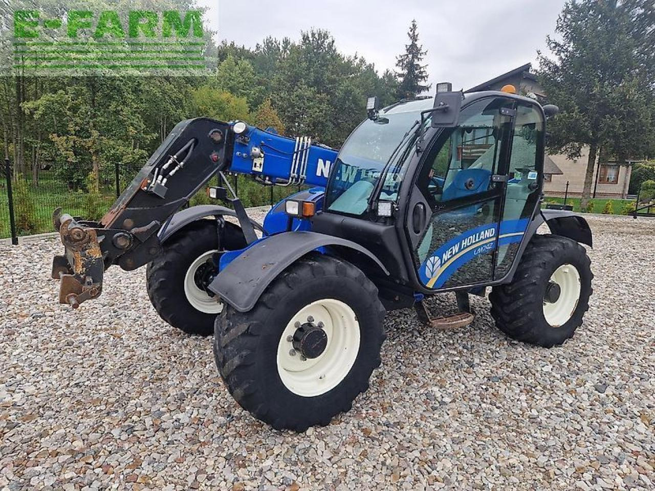 Колёсный погрузчик New Holland lm 7.42: фото 6 Колёсный погрузчик New Holland lm 7.42: фото 6