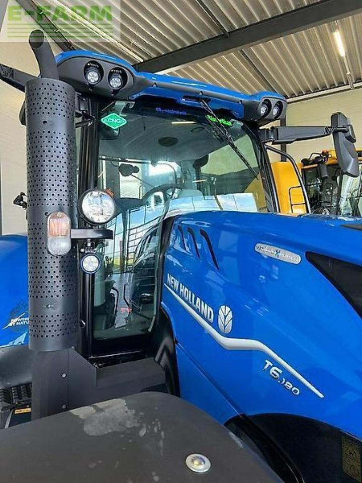 New Holland methangas-traktor t6.180 methane power *lagernd* Methane Power - Трактор: фото 4 New Holland methangas-traktor t6.180 methane power *lagernd* Methane Power - Трактор: фото 4