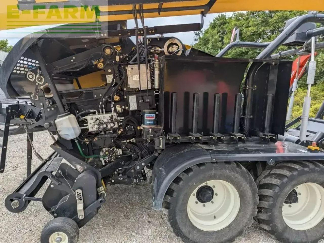 New Holland rb 125 combi - Пресс-подборщик тюковый: фото 5 New Holland rb 125 combi - Пресс-подборщик тюковый: фото 5
