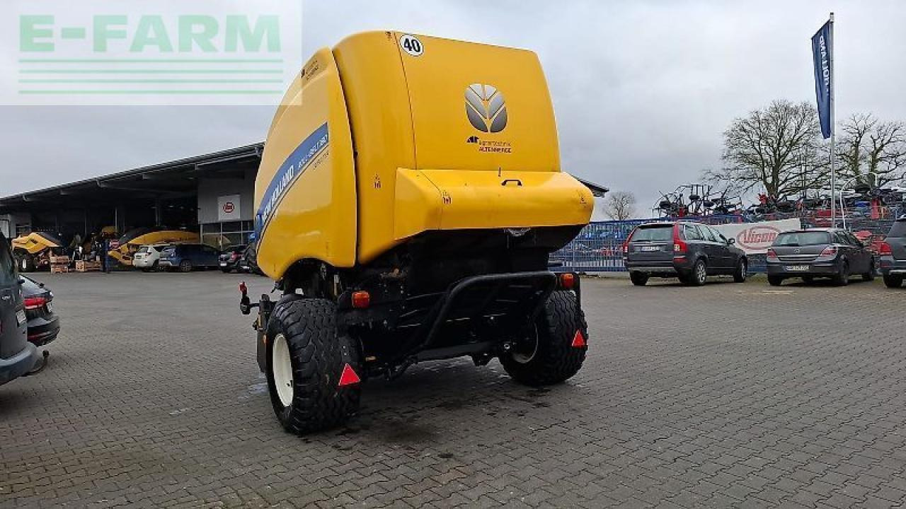 New Holland rb 180 - Пресс-подборщик тюковый: фото 4 New Holland rb 180 - Пресс-подборщик тюковый: фото 4