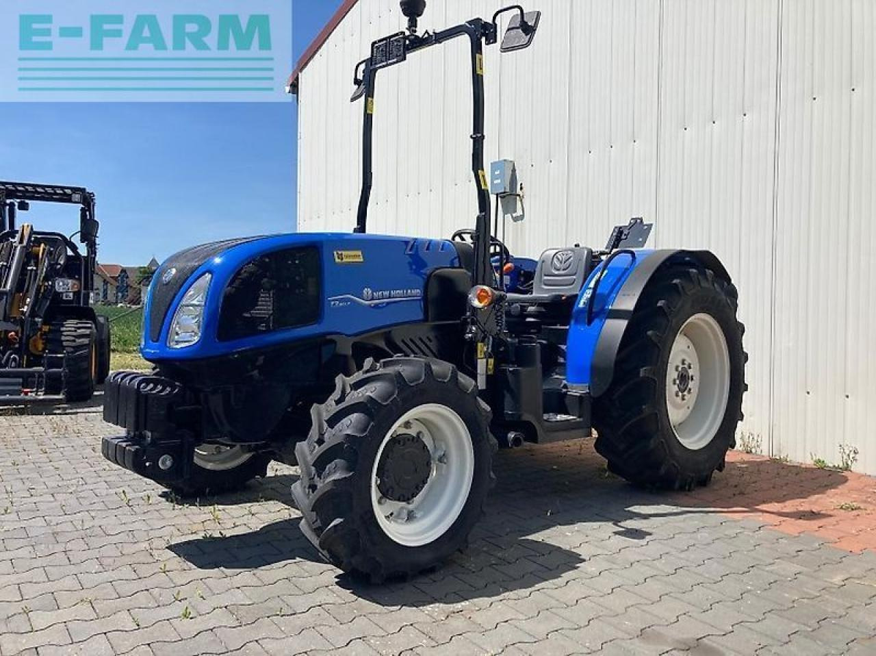 New Holland t 3.80 sc - Трактор: фото 2 New Holland t 3.80 sc - Трактор: фото 2