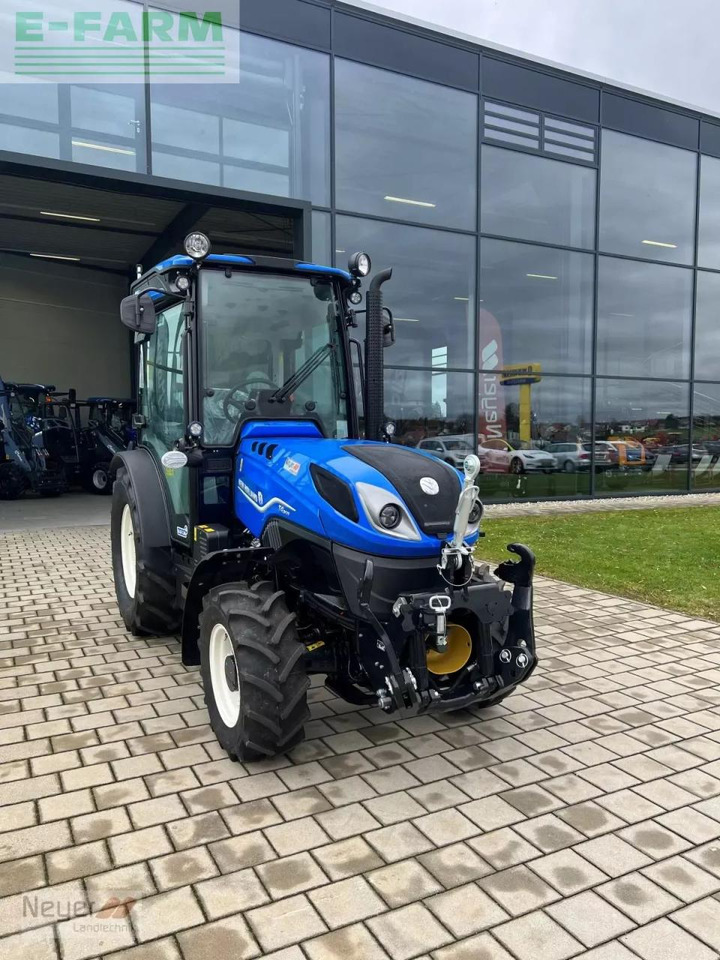 New Holland t 4.90 n N - Трактор: фото 2 New Holland t 4.90 n N - Трактор: фото 2