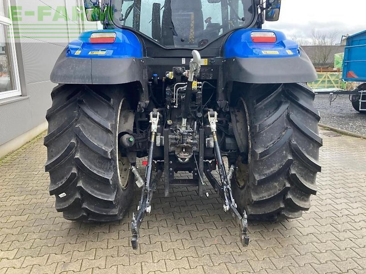 New Holland t 6.145 ec - Трактор: фото 5 New Holland t 6.145 ec - Трактор: фото 5