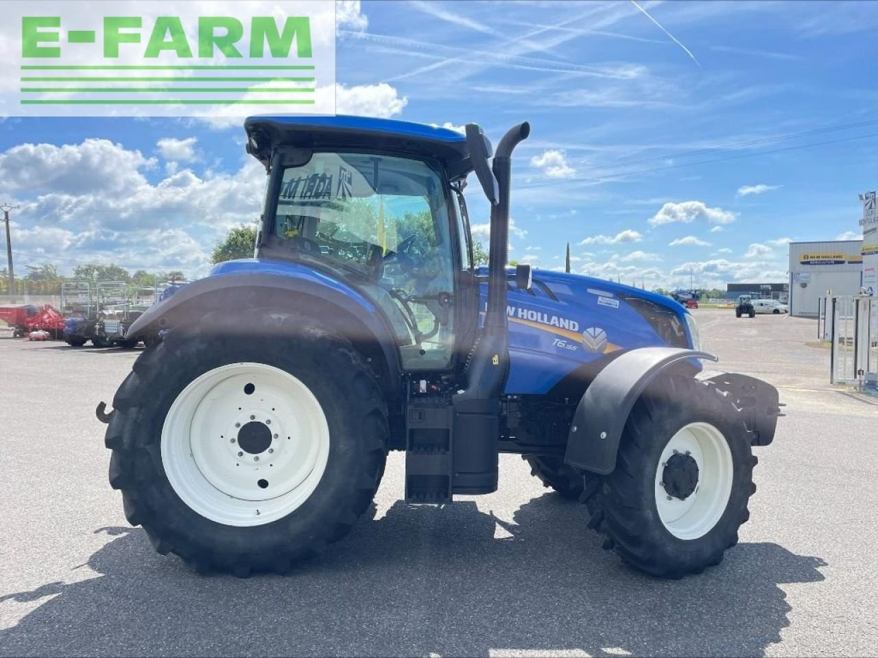 New Holland t 6.155 - Трактор: фото 5 New Holland t 6.155 - Трактор: фото 5