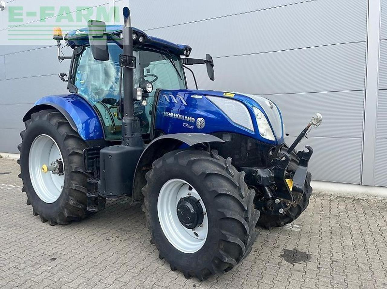 New Holland t 7.225 ac - Трактор: фото 1 New Holland t 7.225 ac - Трактор: фото 1