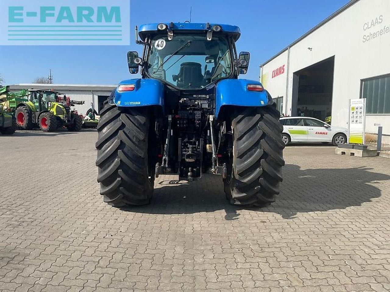 New Holland t 7.270 - Трактор: фото 5 New Holland t 7.270 - Трактор: фото 5