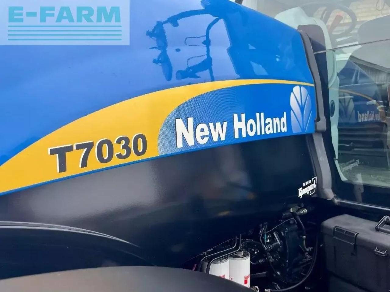 New Holland t 7030 - Трактор: фото 2 New Holland t 7030 - Трактор: фото 2