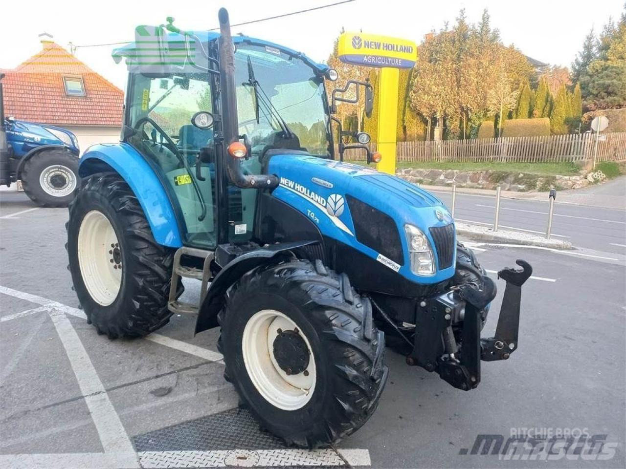 New Holland t4.75 powerstar Powerstar - Трактор: фото 2 New Holland t4.75 powerstar Powerstar - Трактор: фото 2