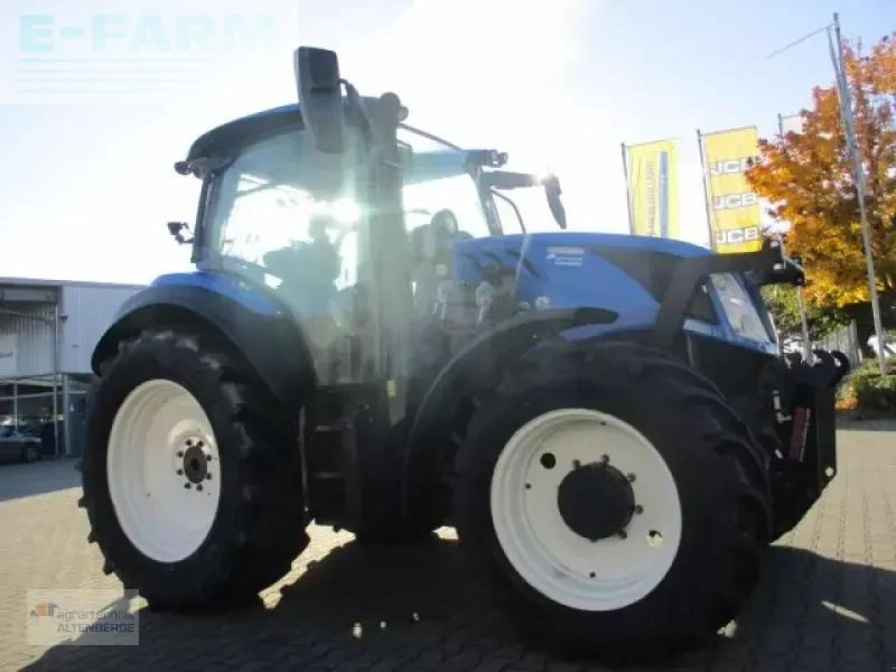 New Holland t5.110 dynamic command - Трактор: фото 2 New Holland t5.110 dynamic command - Трактор: фото 2