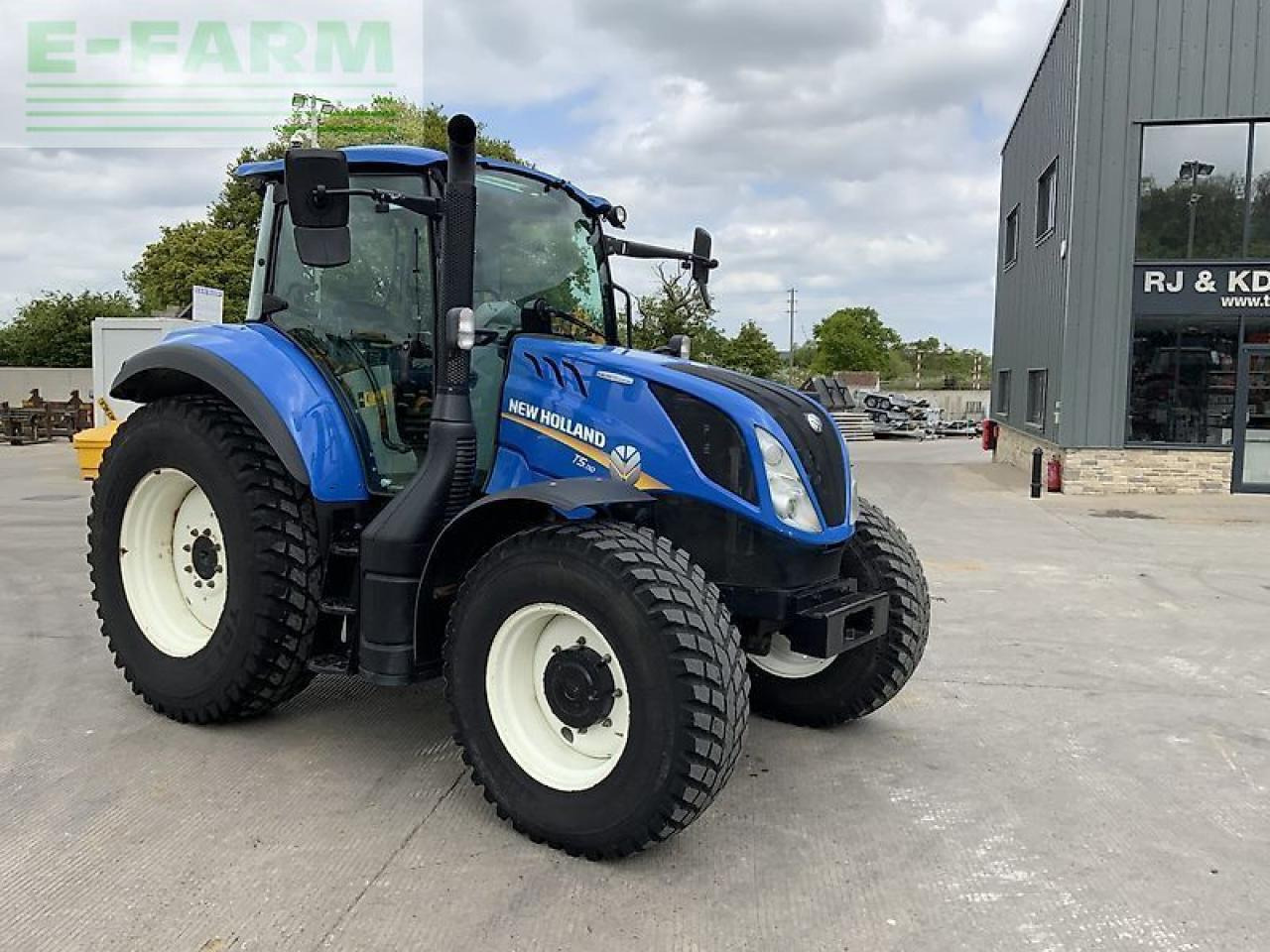 New Holland t5.110 tractor (st22230) - Трактор: фото 2 New Holland t5.110 tractor (st22230) - Трактор: фото 2