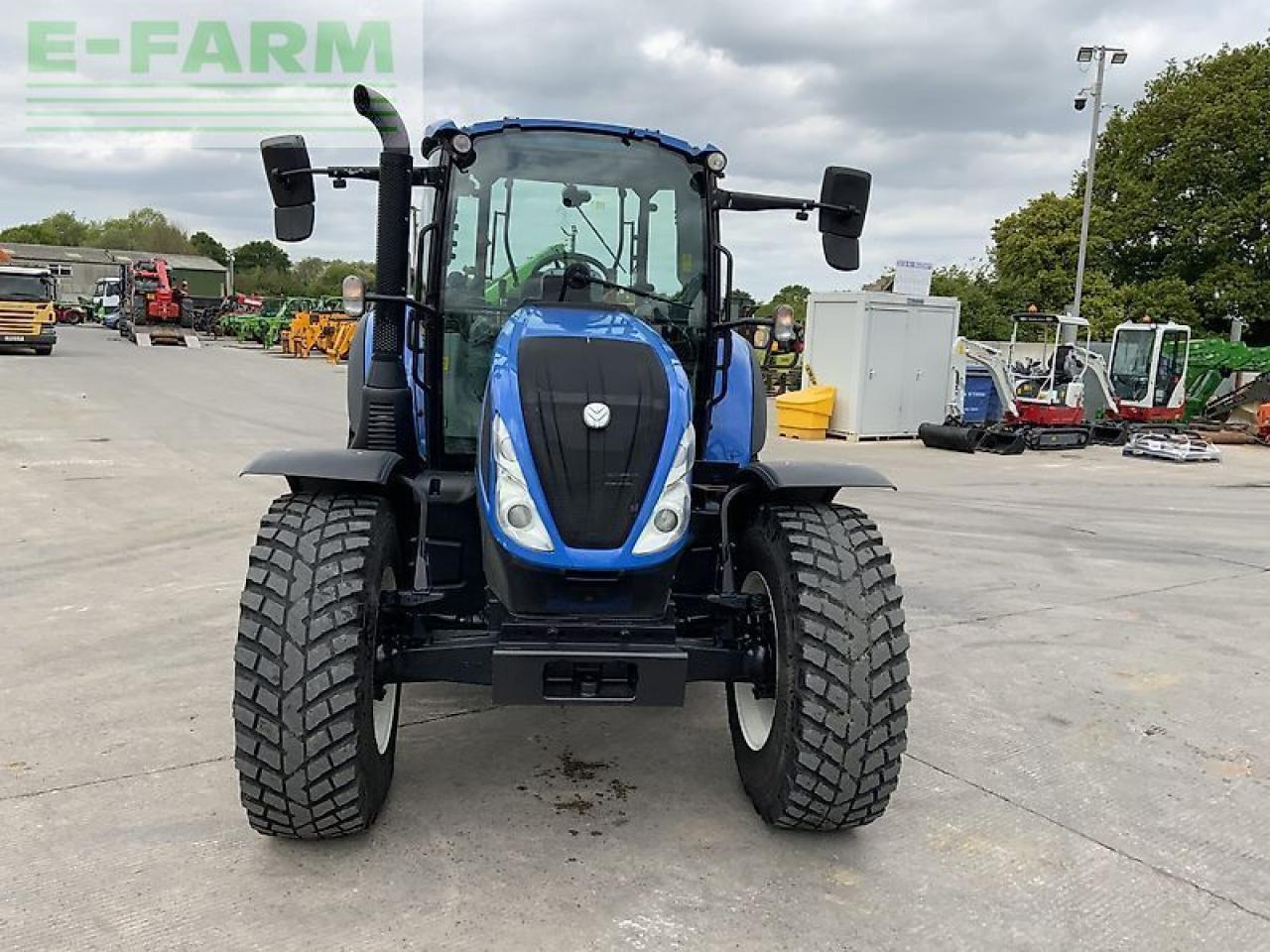 New Holland t5.110 tractor (st22230) - Трактор: фото 3 New Holland t5.110 tractor (st22230) - Трактор: фото 3