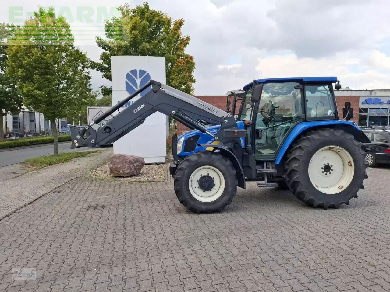 New Holland t5050 - Трактор: фото 2 New Holland t5050 - Трактор: фото 2