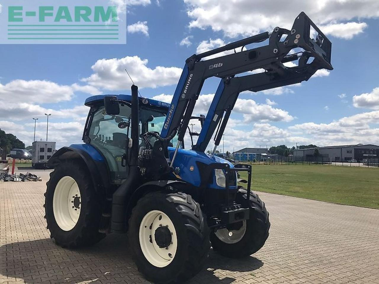 New Holland t6.140 electrocommand - Трактор: фото 5 New Holland t6.140 electrocommand - Трактор: фото 5