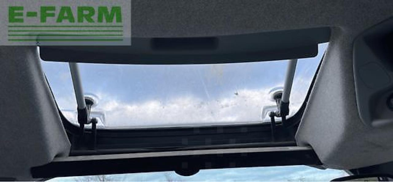 New Holland t6.160 dc - Трактор: фото 2 New Holland t6.160 dc - Трактор: фото 2