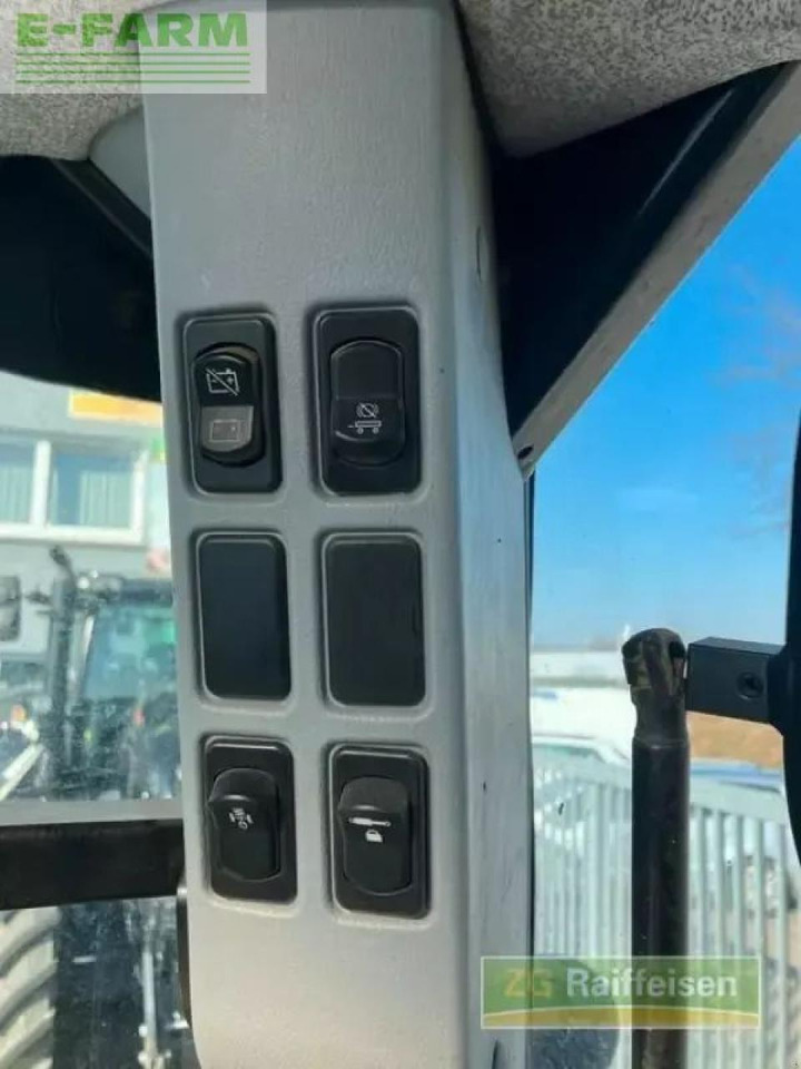 Трактор New Holland t7.175: фото 18 Трактор New Holland t7.175: фото 18