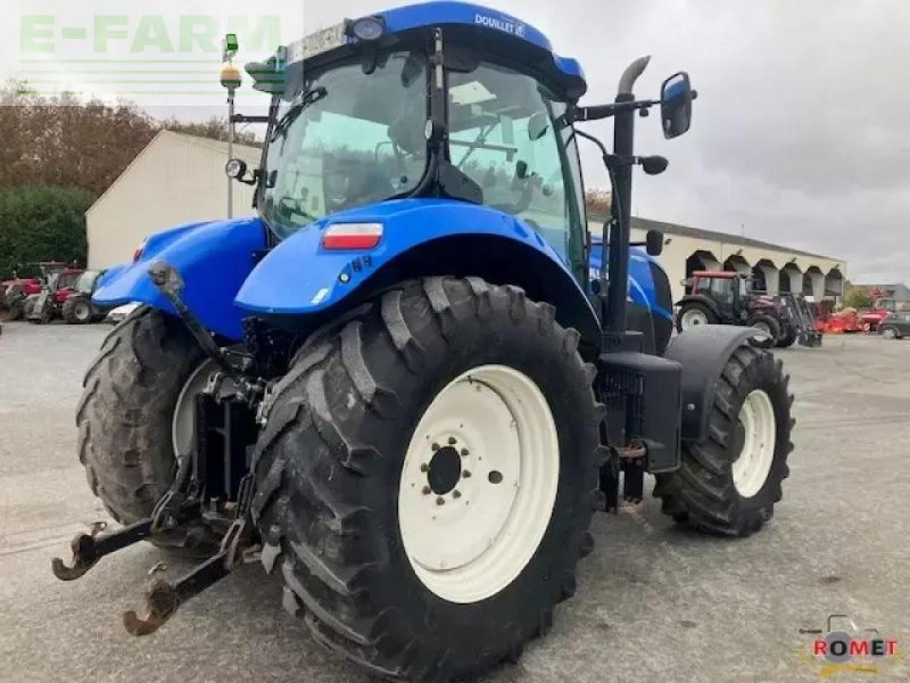 New Holland t7.200 autocomma - Трактор: фото 3 New Holland t7.200 autocomma - Трактор: фото 3